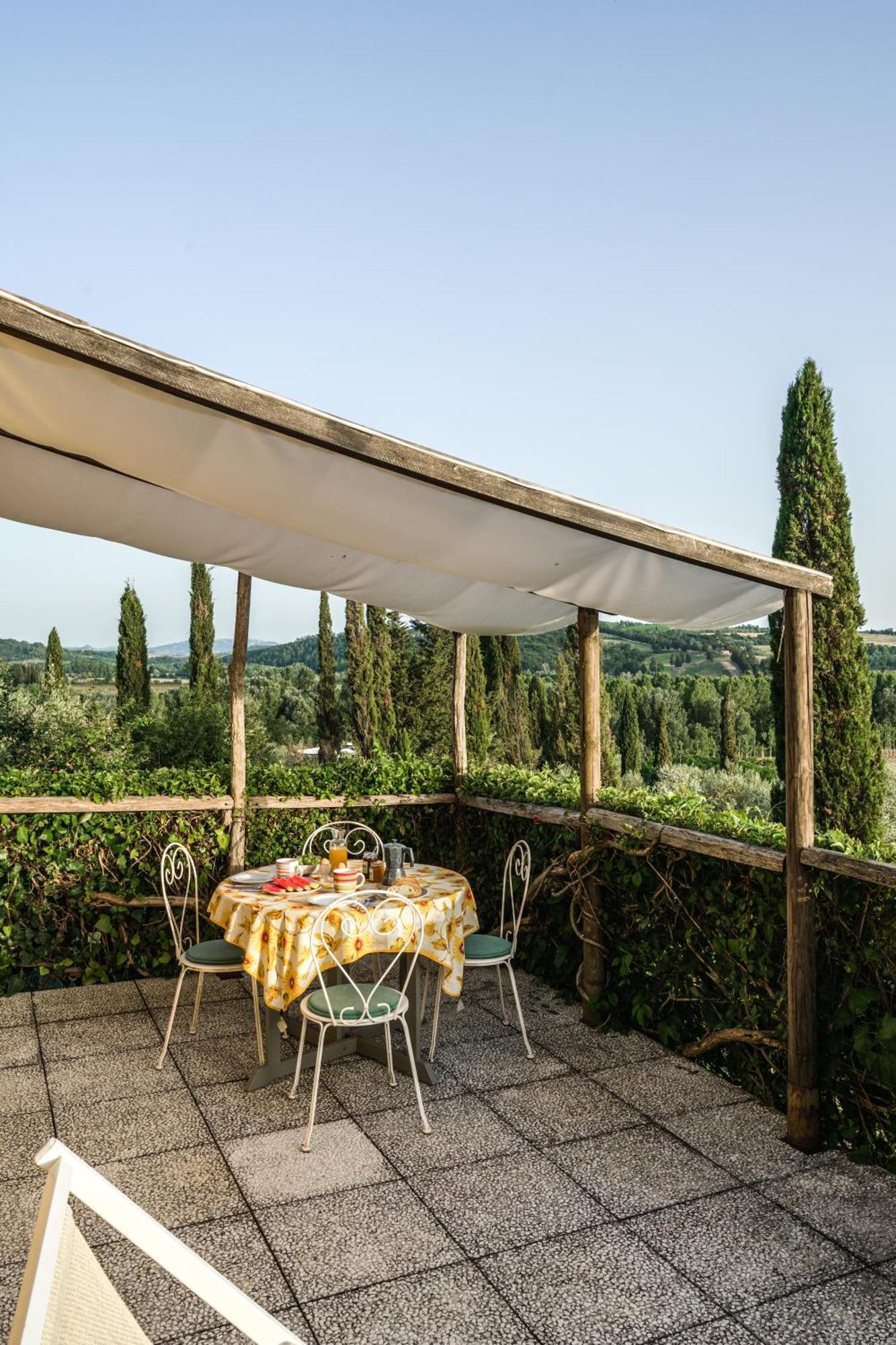 Agriturismo La Ca'Solare Palaia Eksteriør billede