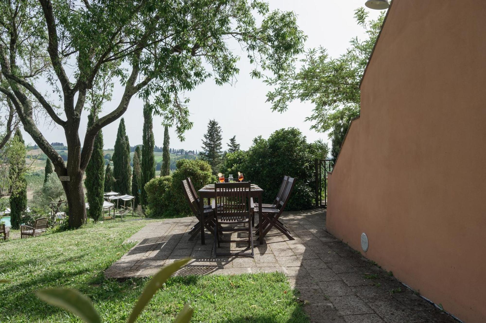 Agriturismo La Ca'Solare Palaia Eksteriør billede