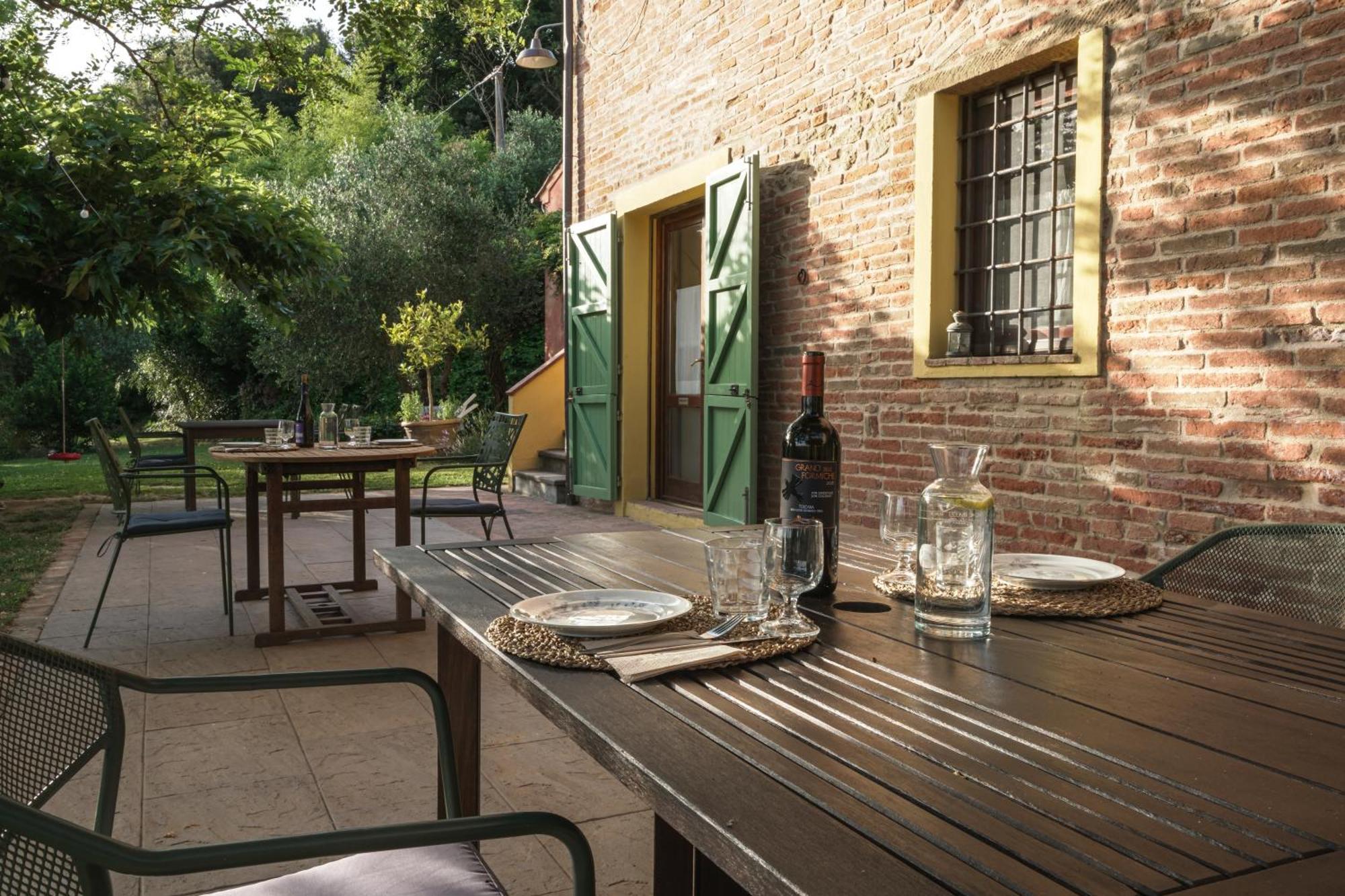 Agriturismo La Ca'Solare Palaia Eksteriør billede
